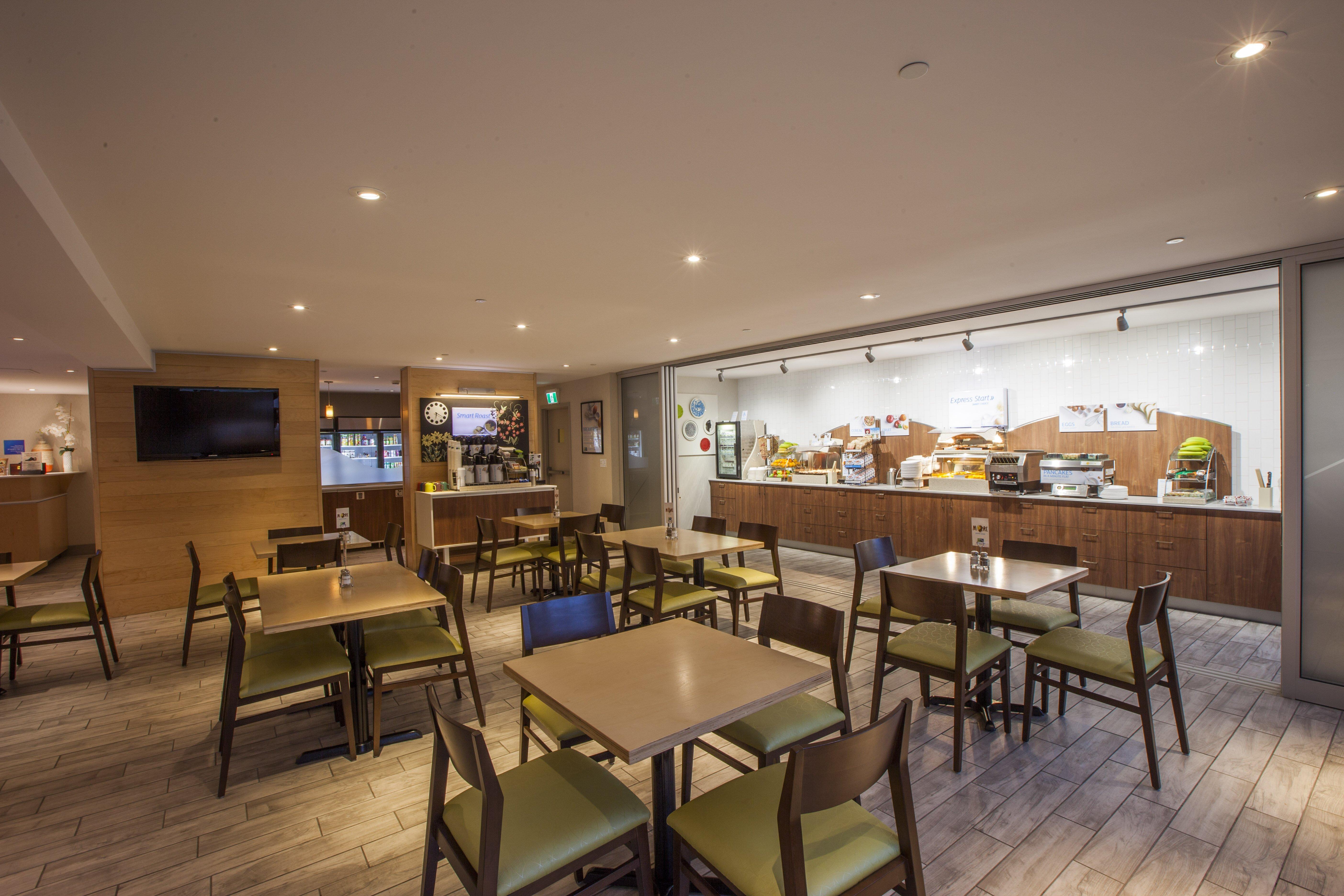 Holiday Inn Express Hotel & Suites Saint John Harbour Side By Ihg Ngoại thất bức ảnh